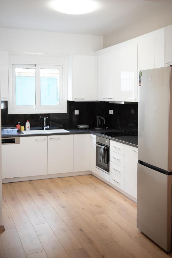 Appartement Newly Renovated Flat 500M From Subway Station à Athènes Extérieur photo