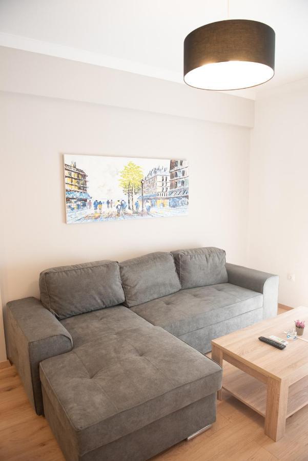 Appartement Newly Renovated Flat 500M From Subway Station à Athènes Extérieur photo